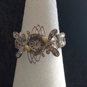 Elegant Silver Dragonfly Crystal Watch